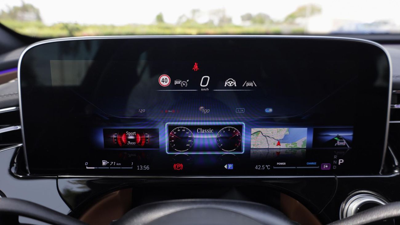 مرسيدس بنز E300 AMG EQ Boost 2.0T RWD 2026 GCC 0Km With 2 Years Unlimited Mileage Warranty @Official Dealer