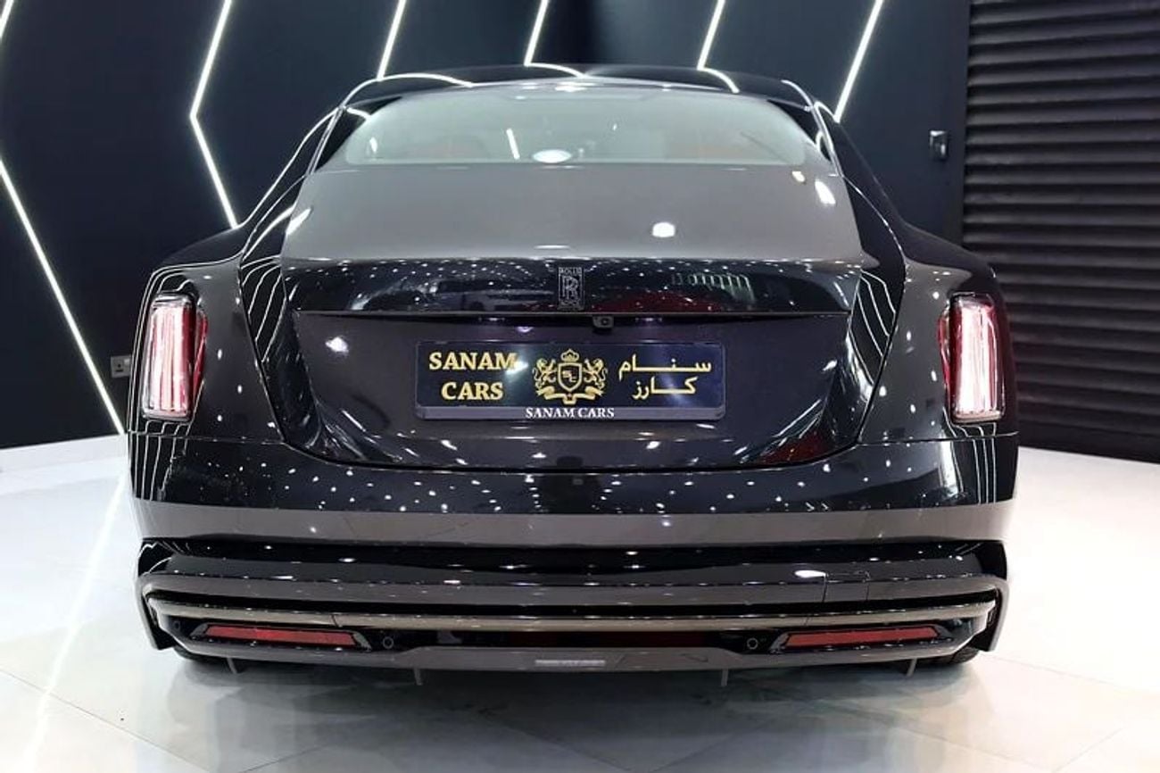 رولز رويس سبيكتر STD 2025 Rolls Royce Spectre Black Badge, Bespoke Audio, Two-Tone Interior, Dealer Warranty + Service!!