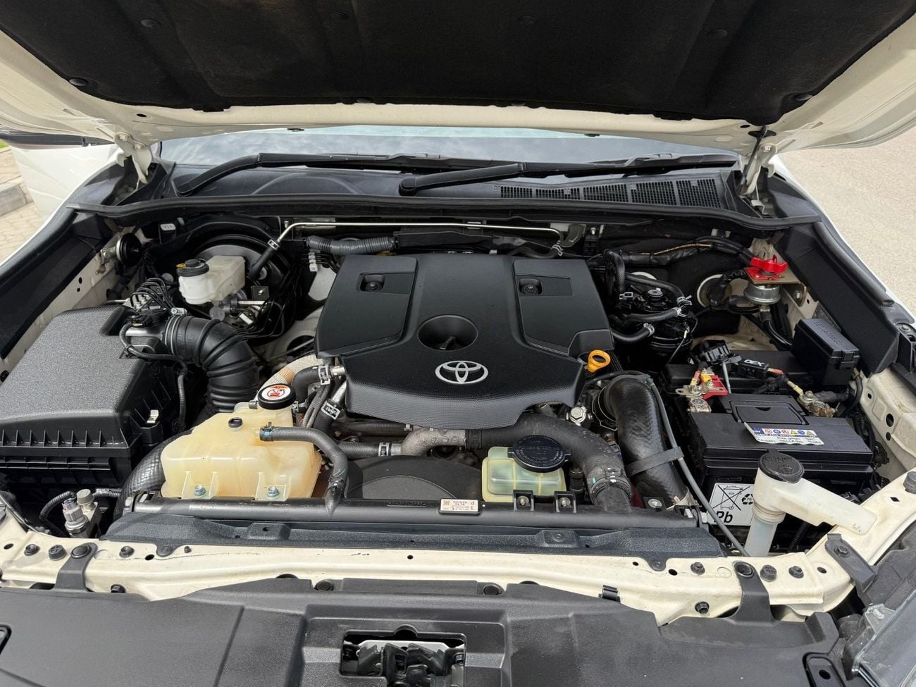 Toyota Hilux GR SPORT
