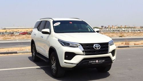 Toyota Fortuner GXR 4.0L (278 HP) Toyota Fortuner 2022 GCC model with a 4000 cc engine and 6 cylinders, mileage KM 7