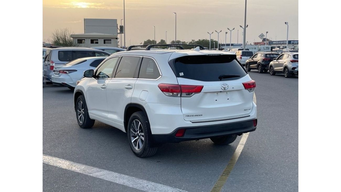 Toyota Highlander 2017 TOYOTA HIGHLANDER XLE 4x4 FULL OPTIONS IMPORTED FROM USA