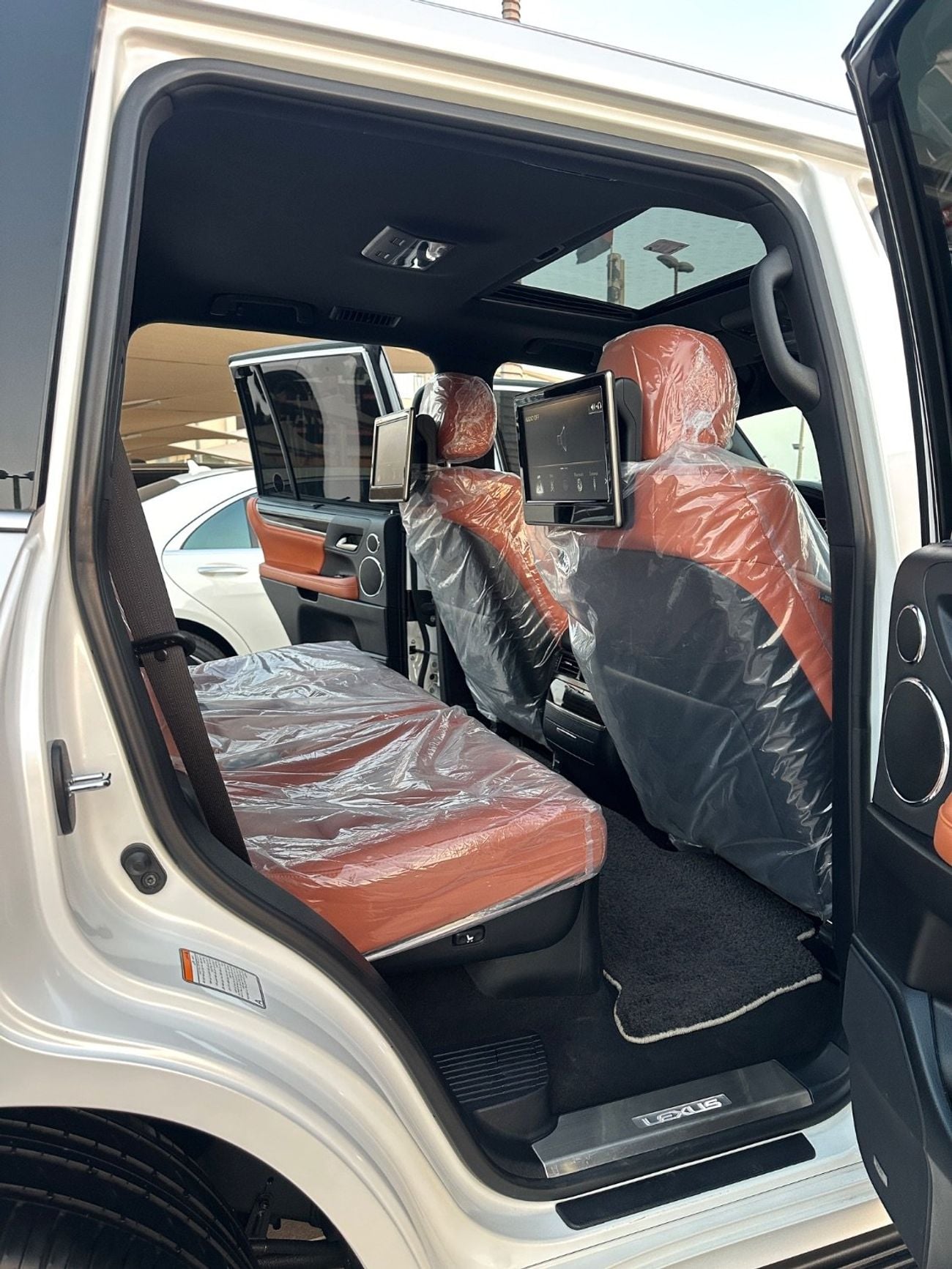 Lexus LX 570