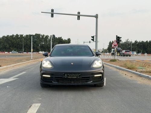 Porsche Panamera 4 2.9L