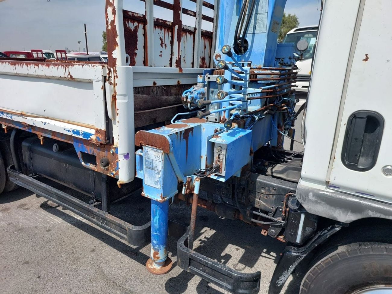 Mitsubishi Fuso Canter (RAMADAN OFFER) MITSUBISHI CANTER TRUCK RHD 1994 MODEL 4.6 L DIESEL MANUAL(PM500262)