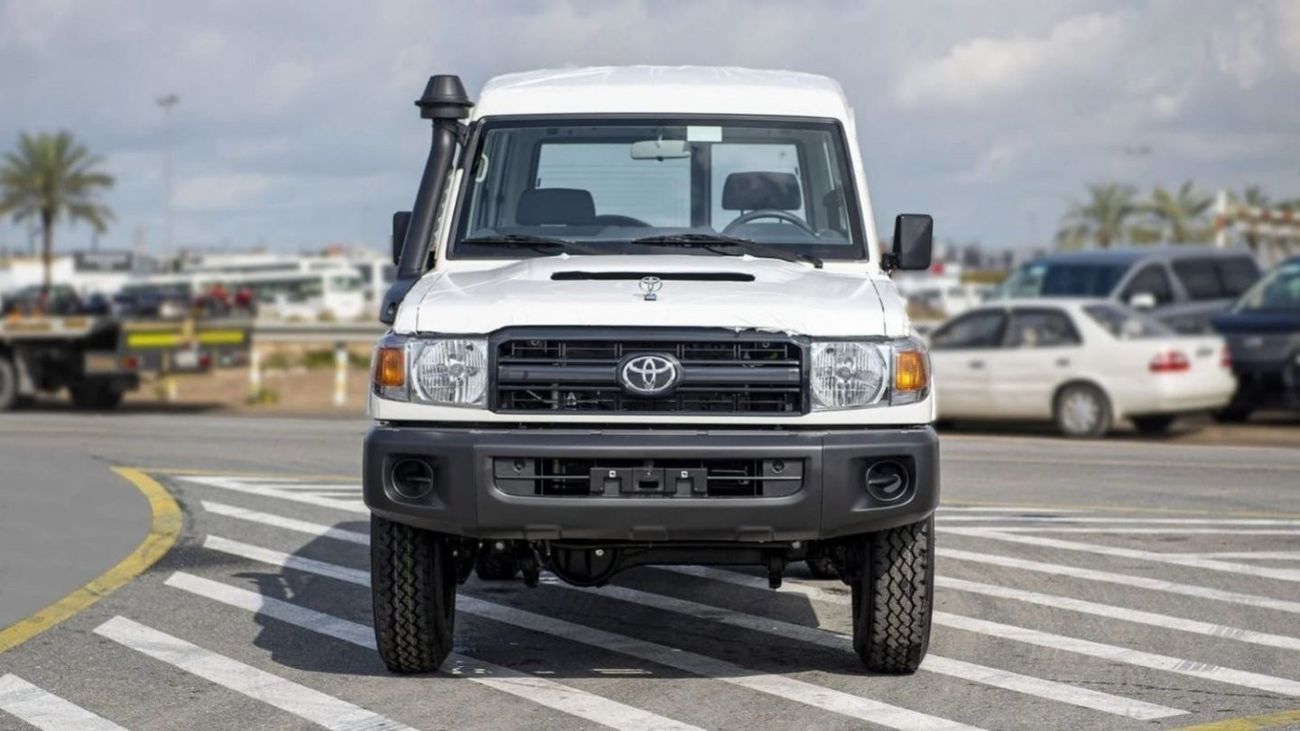 Toyota Land Cruiser 70 LAND CRUISER LC78 4.5L V8 DIESEL 3DOOR