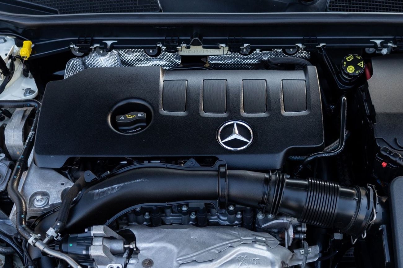 مرسيدس بنز CLA 250 Premium 2.0L