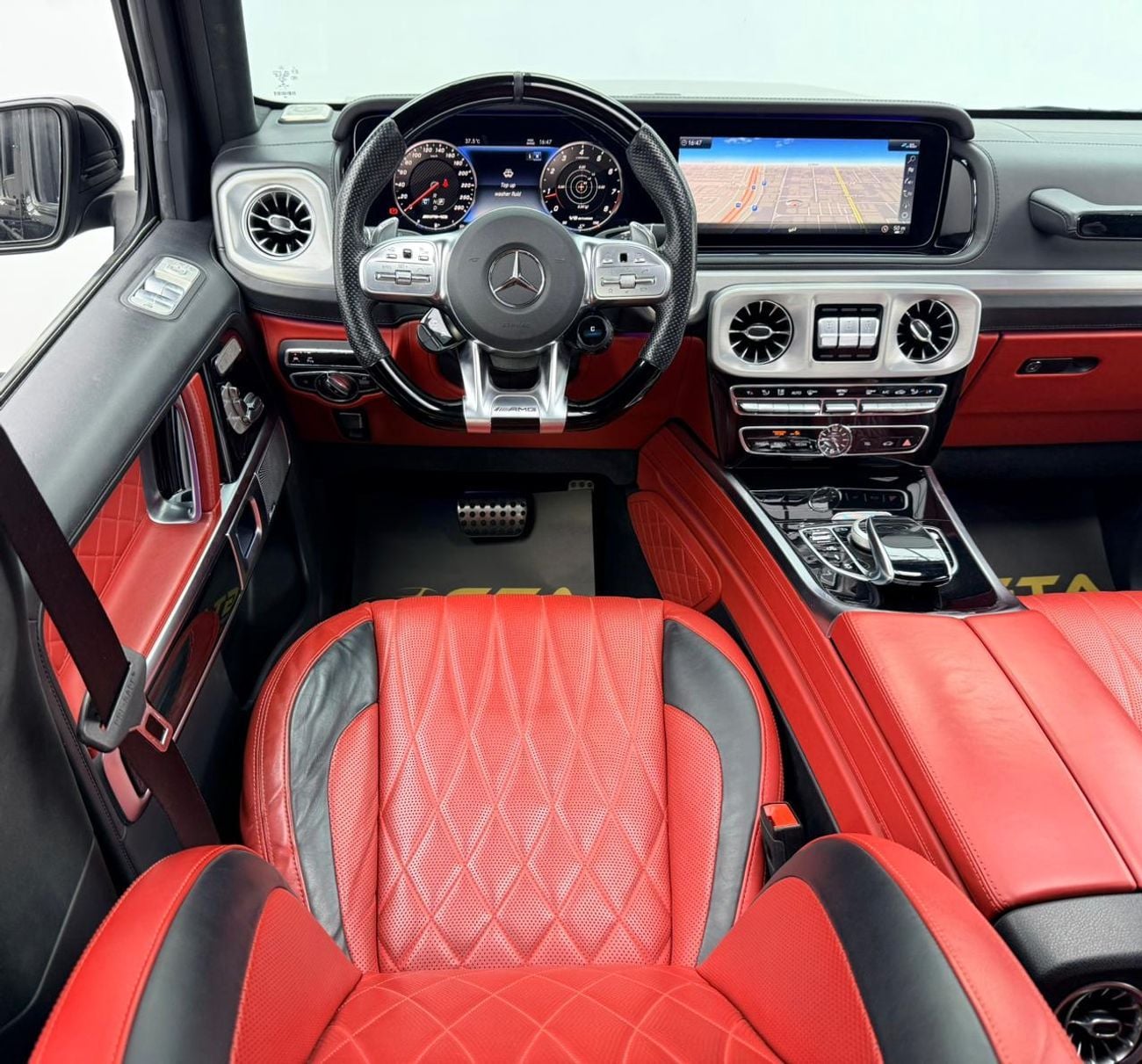 Mercedes Benz G63 AMG STANDARD 2022 Mercedes Benz G63 AMG, MB Warranty + Service Pack, Full MB Service History, Fully Loaded, GCC
