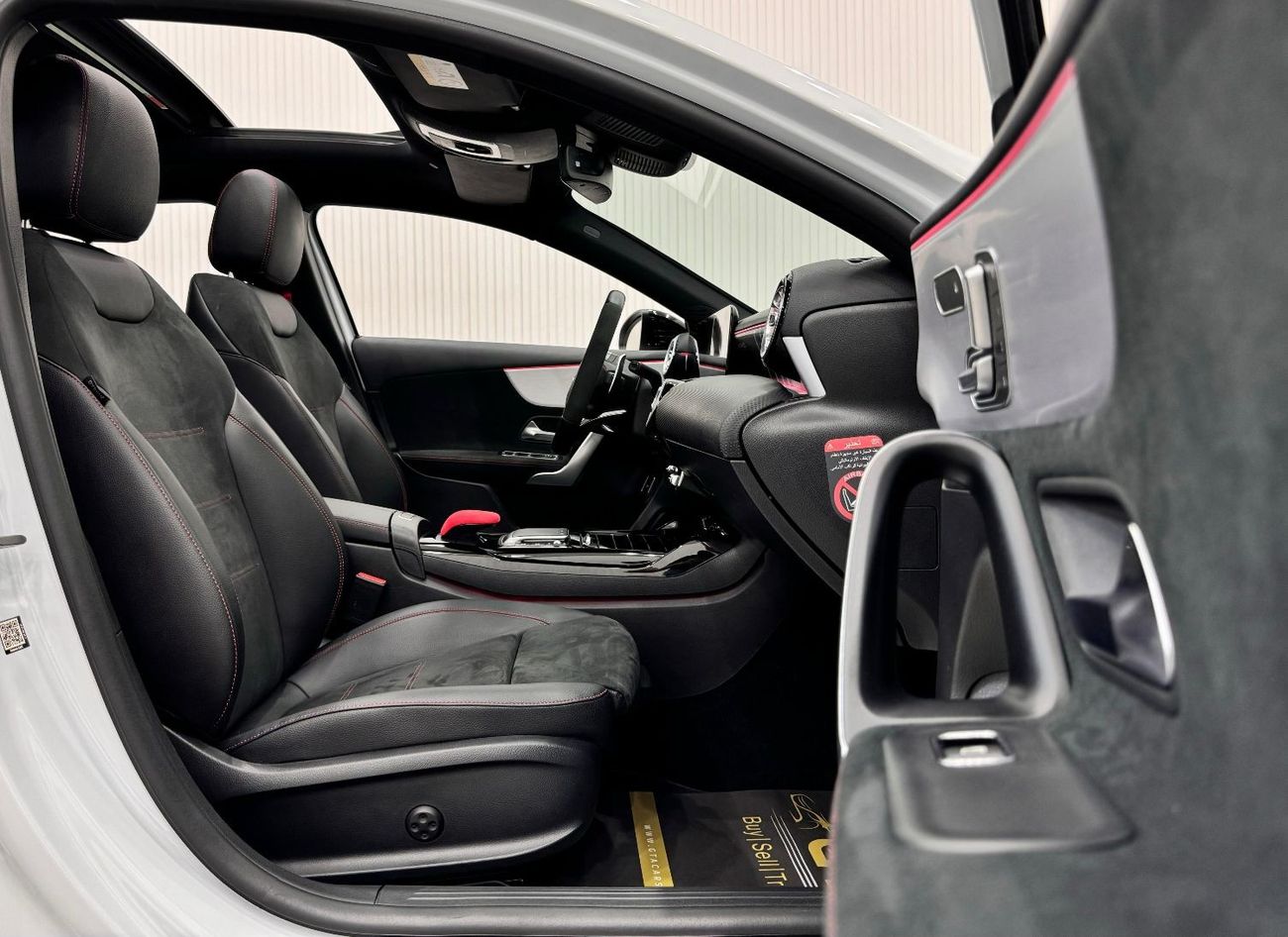 Mercedes-Benz A 35 AMG Premium 2021 Mercedes Benz A35 AMG 4MATIC Aerodynamic Package, Nov 2025 Mercedes Warranty, Full Opti