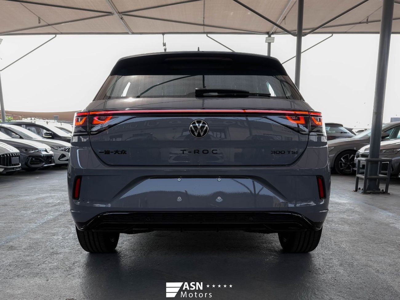 Volkswagen T-ROC 300 TSI Black Package 1.5T 2025 (Export Price)