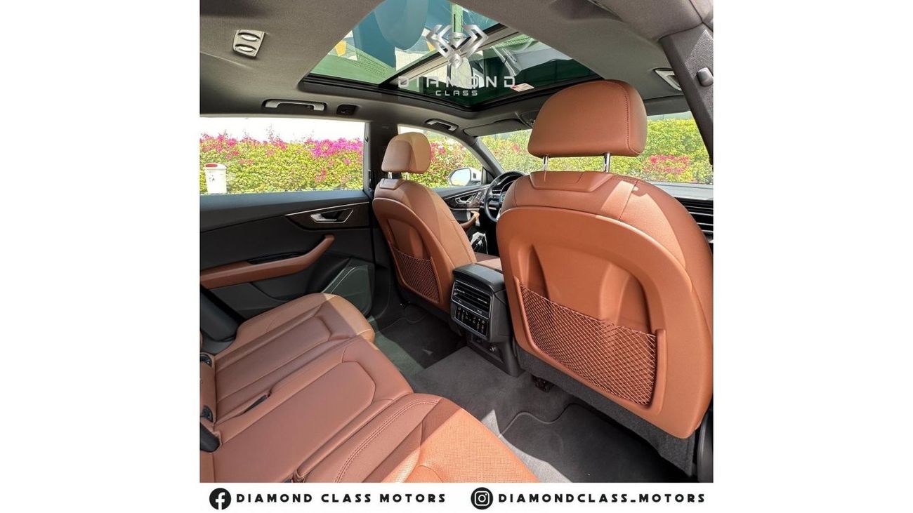 Audi Q8 Audi Q8 S-Line 55 TFSI Quattro Top Option GCC Panoramic  Head-Up Display  360 Camera  202 Under Warr