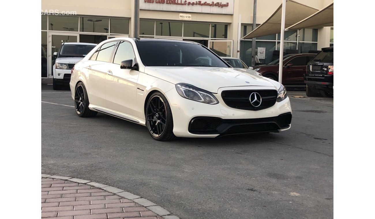 مرسيدس بنز E 63 AMG موديل 2012 وارد اليابان حاله ممتازه جدا من الداخل والخارج فل مواصفات بانوراما ومزود عليه فلاتر ودون