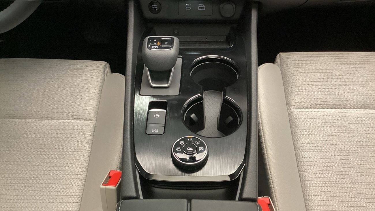 نيسان إكس تريل 2.5 SV 4WD 7STR AUTO | شامل الضمان | 0 ﺪﻔﻋﺓ ﺃﻮﻟﻯ