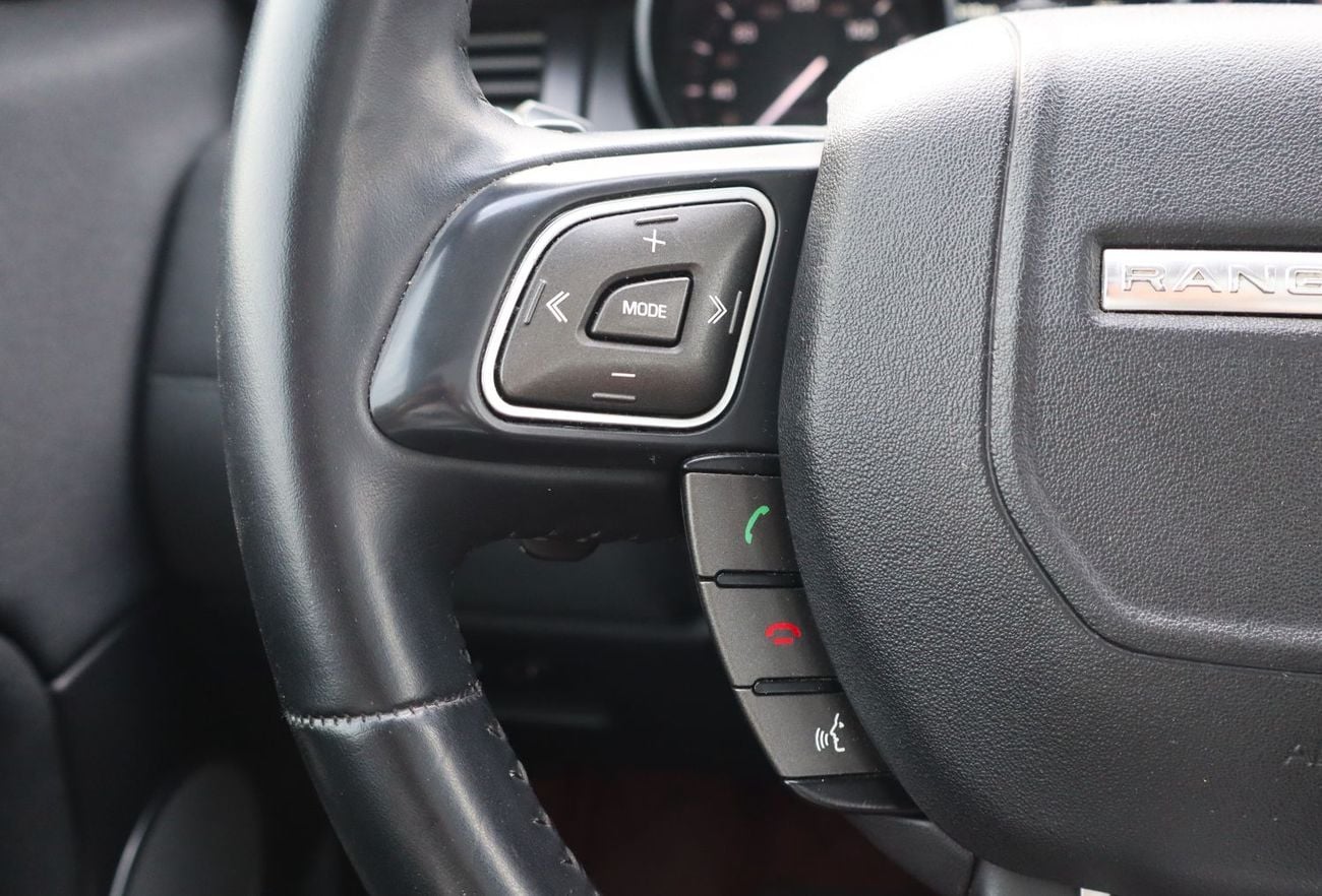 Land Rover Range Rover Evoque Dynamic Plus 2.0L (5 Door)