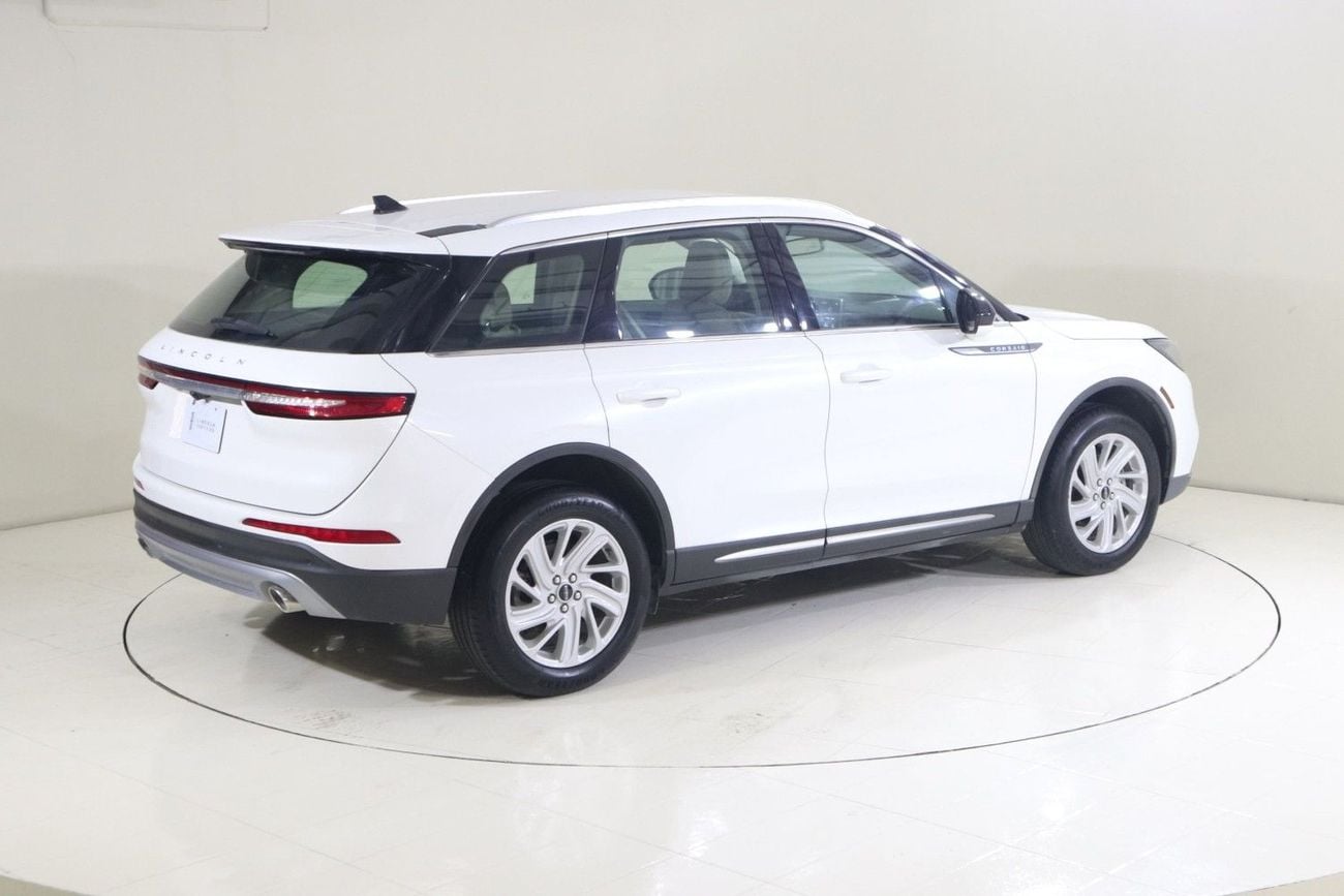 Lincoln Corsair STD AWD COR121 / FREE INSURANCE + REGISTRATION / AL TAYER MOTORS AL QOUZ SHOWROOM