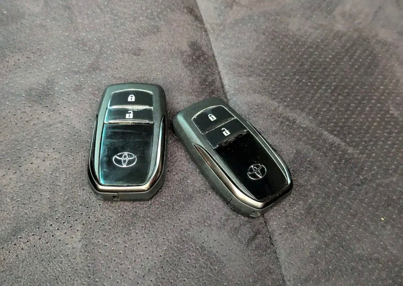 Toyota Hilux 2021 FACELIFTED 2025 GR SPORT GCC IN EXCELLENT CONDITION