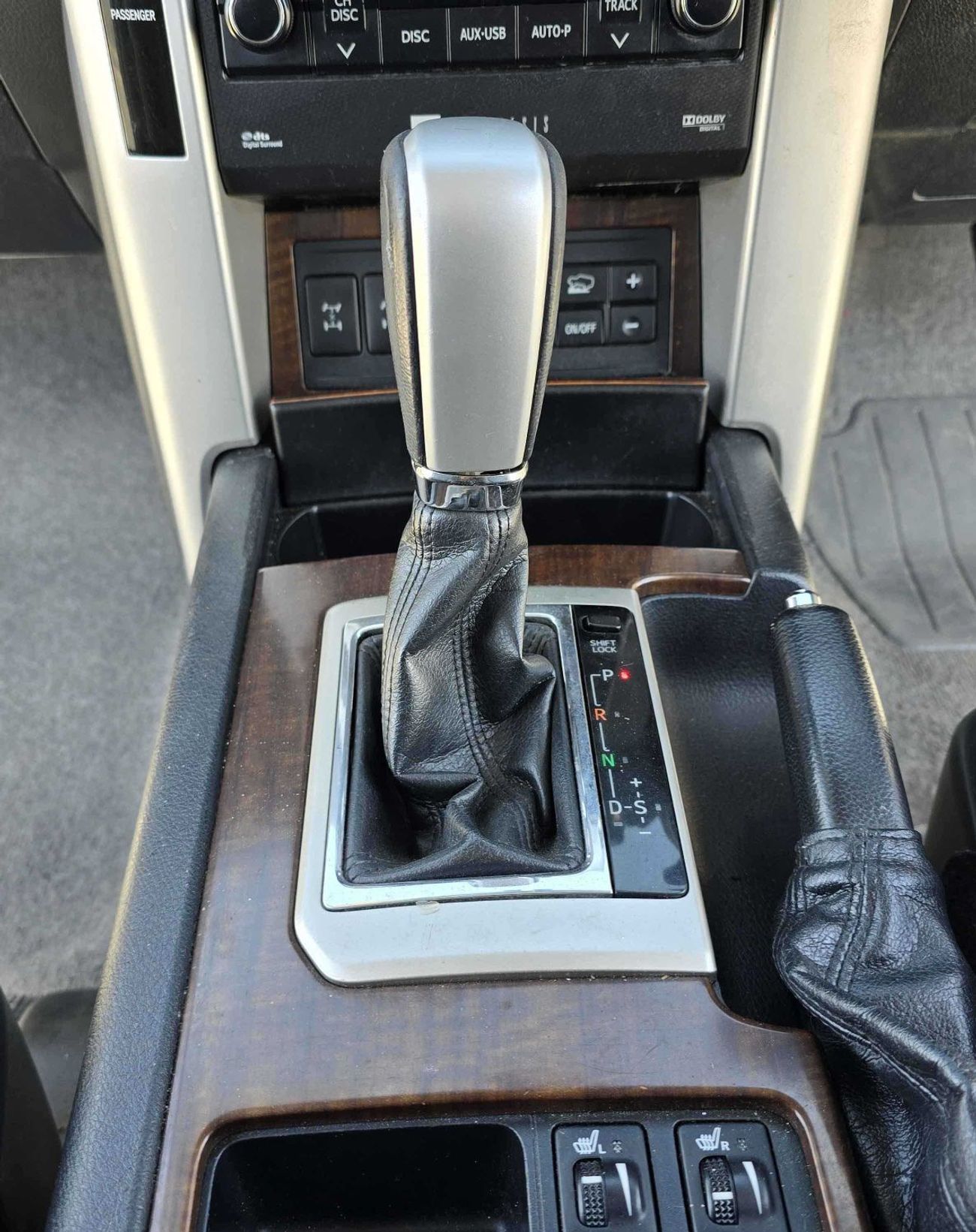 Toyota Prado 4x4 Diesel 3.0L Right hand Drive (Export Only)