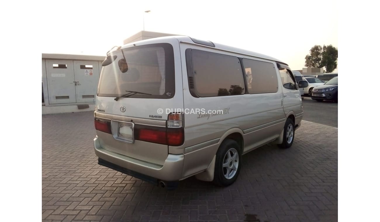 Toyota Hiace TOYOTA HIACE VAN RIGHT HAND DRIVE(PM31184)