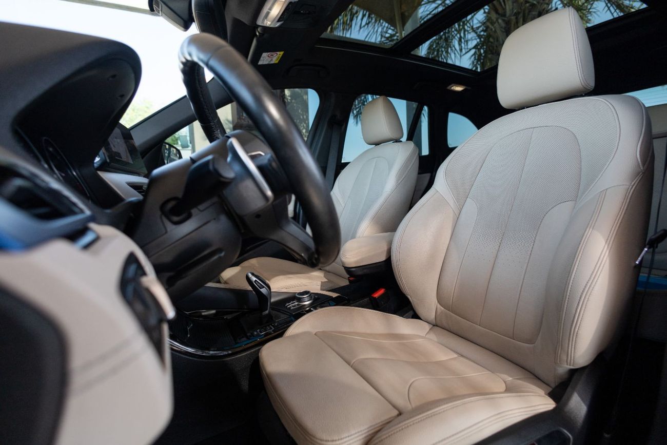 BMW X1 sDrive 20i M Sport 2.0L BMW X1 sDrive20i M-Sport 2021 GCC under Agency Warranty and Service Contract