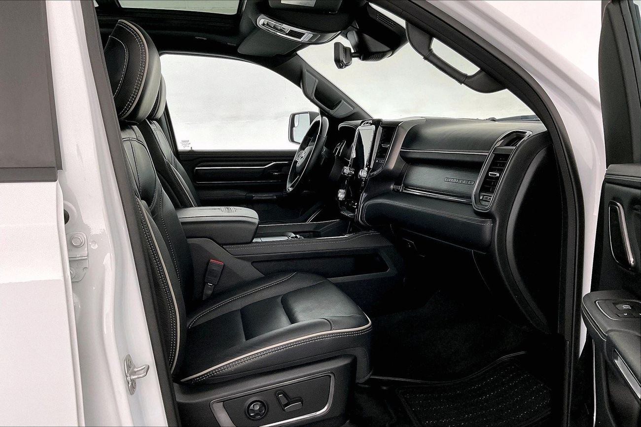 Mitsubishi Pajero Signature Edition| 1 year free warranty | Exclusive Eid offer