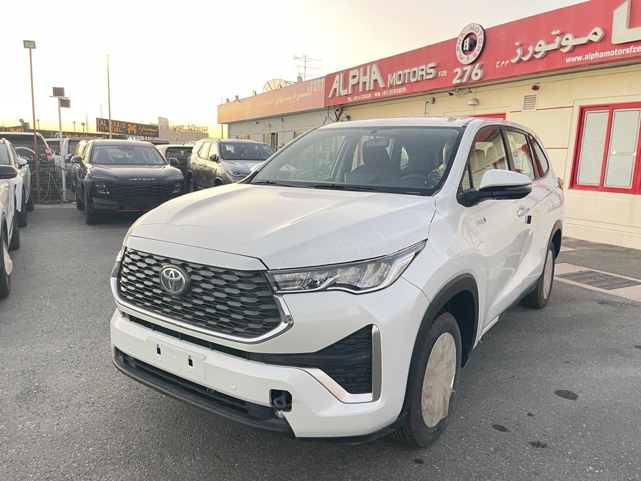 تويوتا إينوفا 2.0L HyCross 8S Hybrid