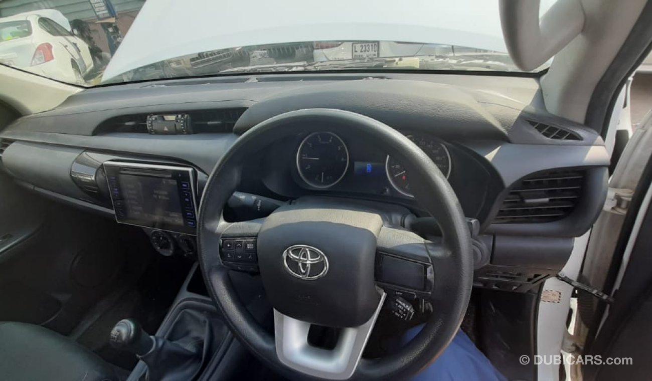 Toyota Hilux DIESEL MANUAL GEAR  2.8L 4X4 RIGHT HAND DRIVE