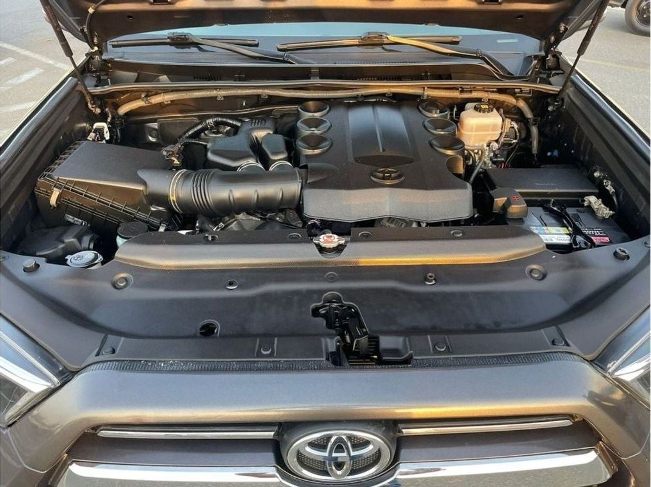 Toyota 4Runner 2018 Toyota 4Runner Limited Edition Full Option 4.0L V6 - AWD 4x4 Push Start & Sunroof - 35,000 Mile