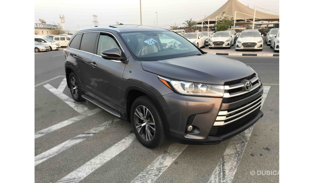 Toyota Highlander FULL OPTIONS WITH LEATHER SEAT, PUSH START AND SUNROOF