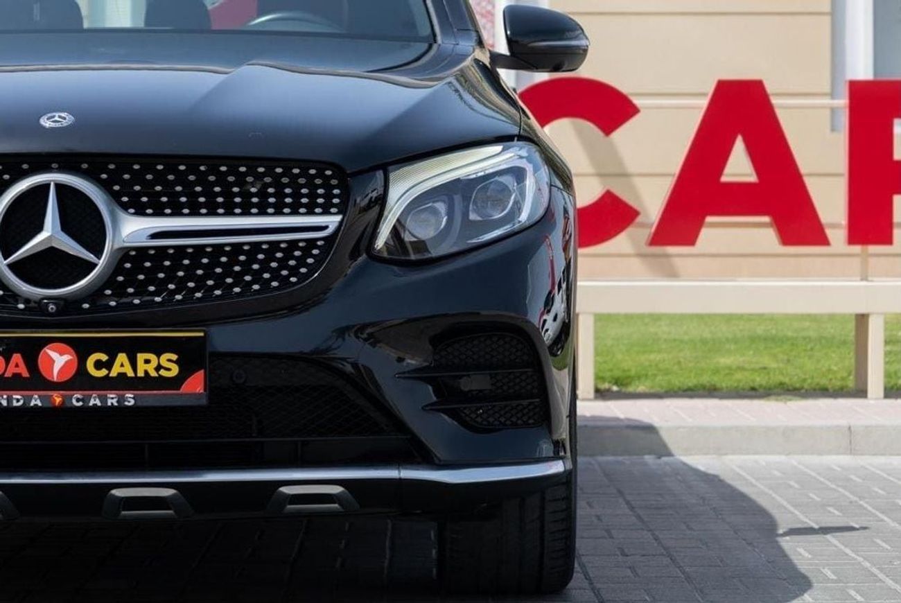 Mercedes-Benz GLC 250 AMG 2.0L Mercedes-Benz GLC250 Coupe AMG 2019 GCC under Warranty with Flexible Down-Payment.