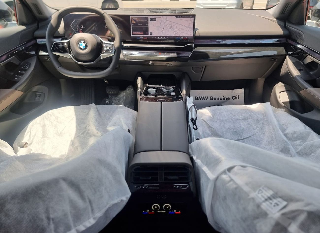 BMW 520i i Warranty & Service 2024 GCC