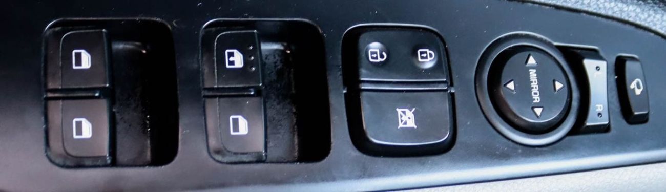 Kia Rio EX 1.4L (100 HP) Hatchback Kia Rio 2019 GCC accident-free in excellent condition 711 P.M