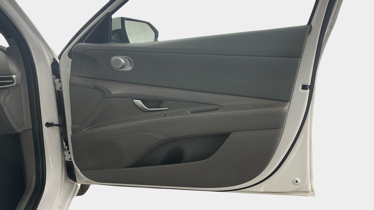 هيونداي إلانترا 1.6 GL AUTO SMART | شامل الضمان | 0 ﺪﻔﻋﺓ ﺃﻮﻟﻯ