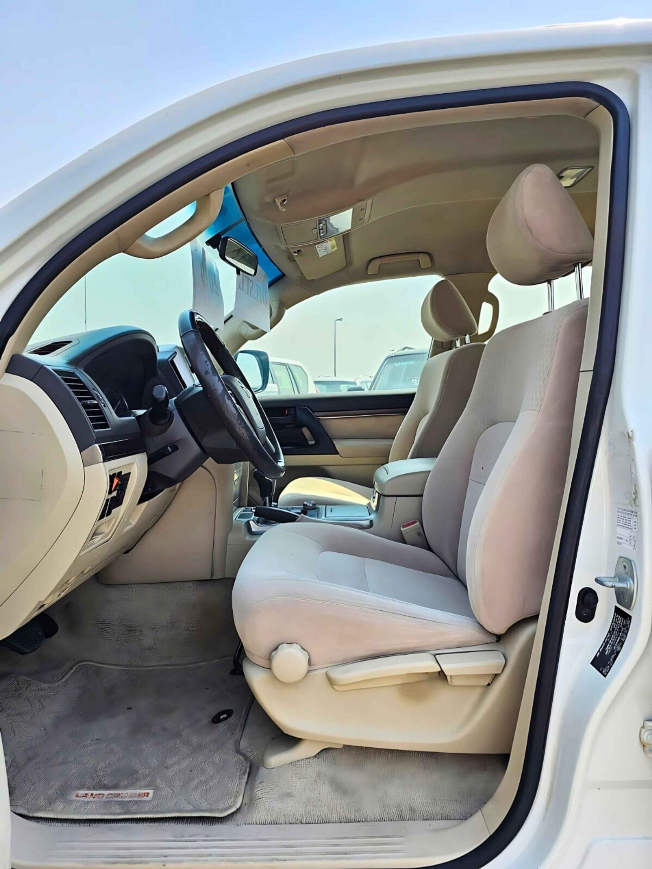 تويوتا لاند كروزر / GXR 4.5L / V8 / DIESEL /LOT#7663