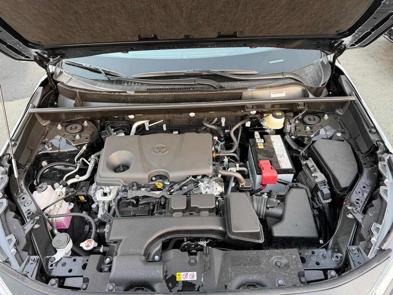 Toyota RAV4 2.5L 4WD PETROL AUTOMATIC TRANSMISSION( FOR RE EXPORT ONLY )