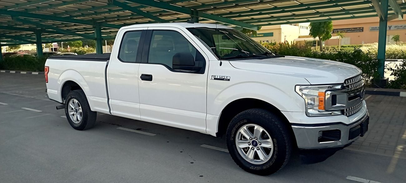 Ford F 150 XLT SUPERCAB TRUCK 3.3L 4X2 6 SEATER