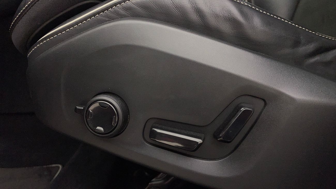 Volvo XC60 T5 R DESIGN 2 | Zero Down Payment | Home Test Drive