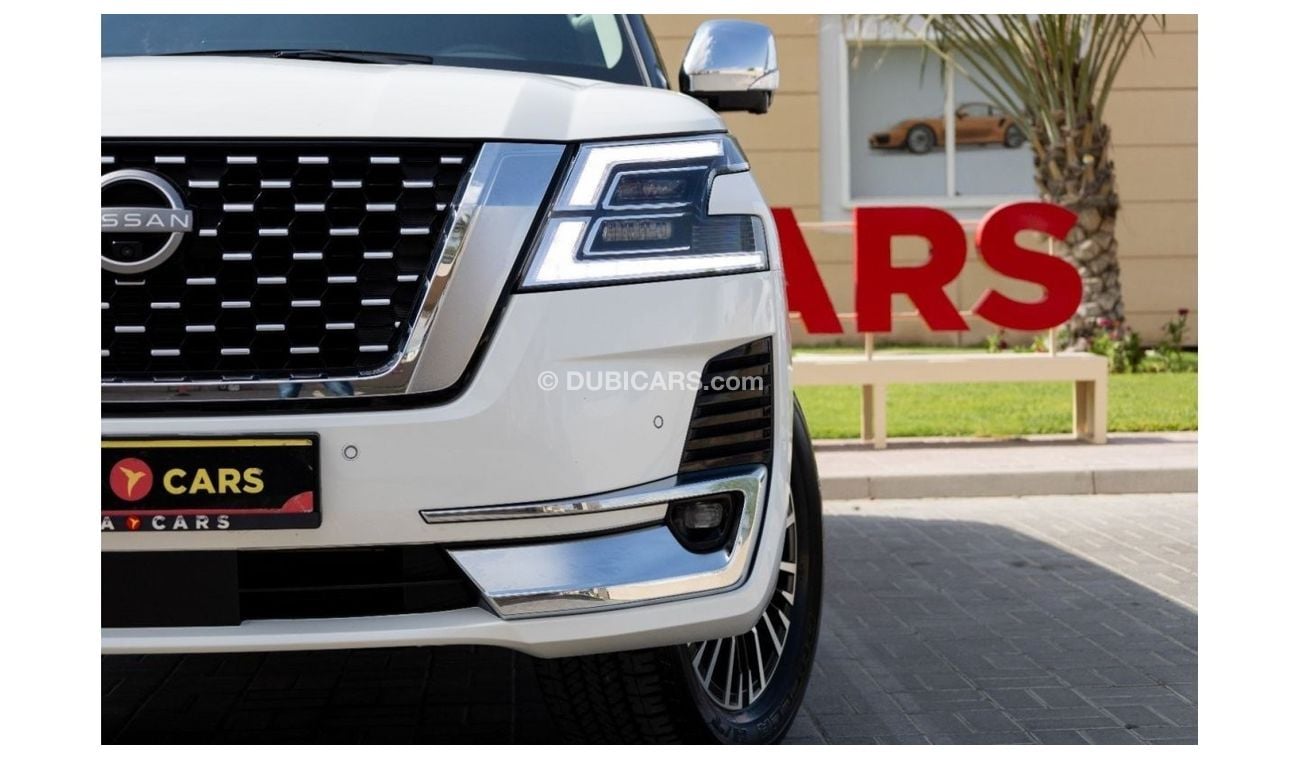 نيسان باترول Nissan Patrol Platinum 2024 GCC under Agency Warranty and Service Contract with Flexible Down-Paymen