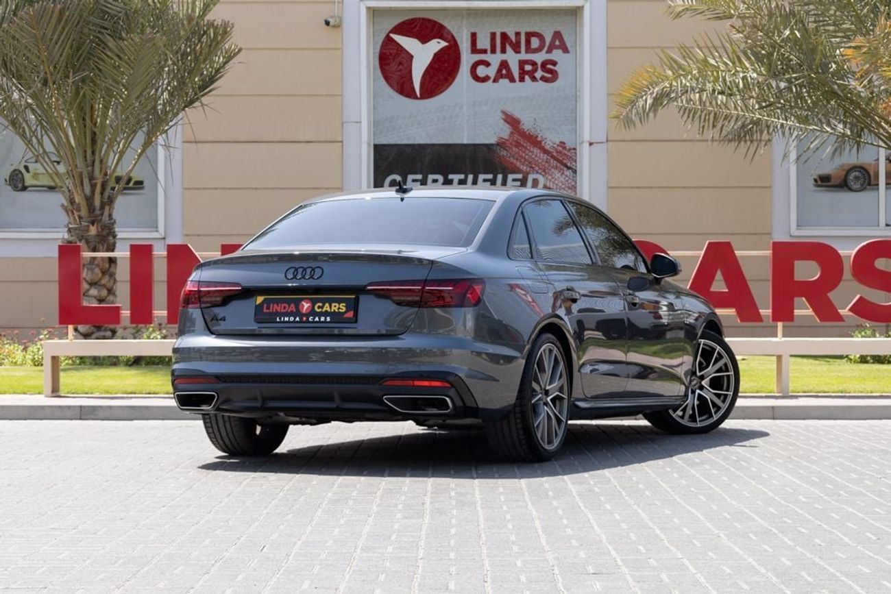 أودي A4 35 TFSI S Line 2.0L