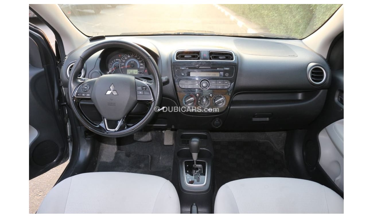 Mitsubishi Attrage GLX