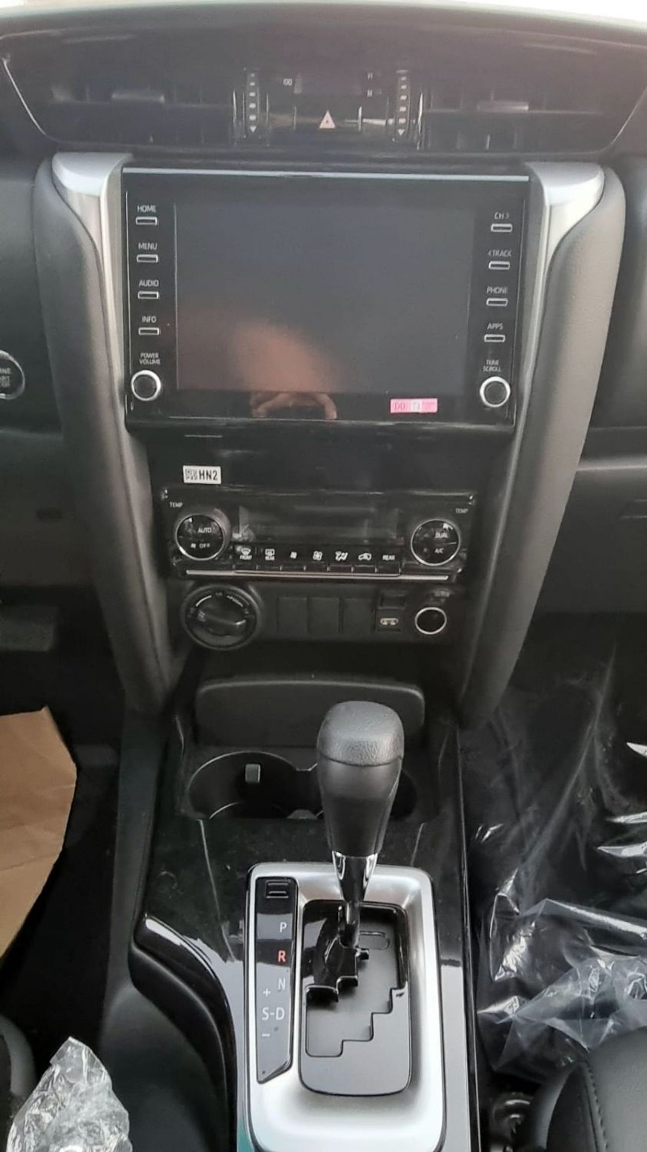 Toyota Fortuner TOYOTA FORTUNER 2.7L PETROL GR-KIT LEATHER SEATS POWER SEATS FULL OPTION MY 2025