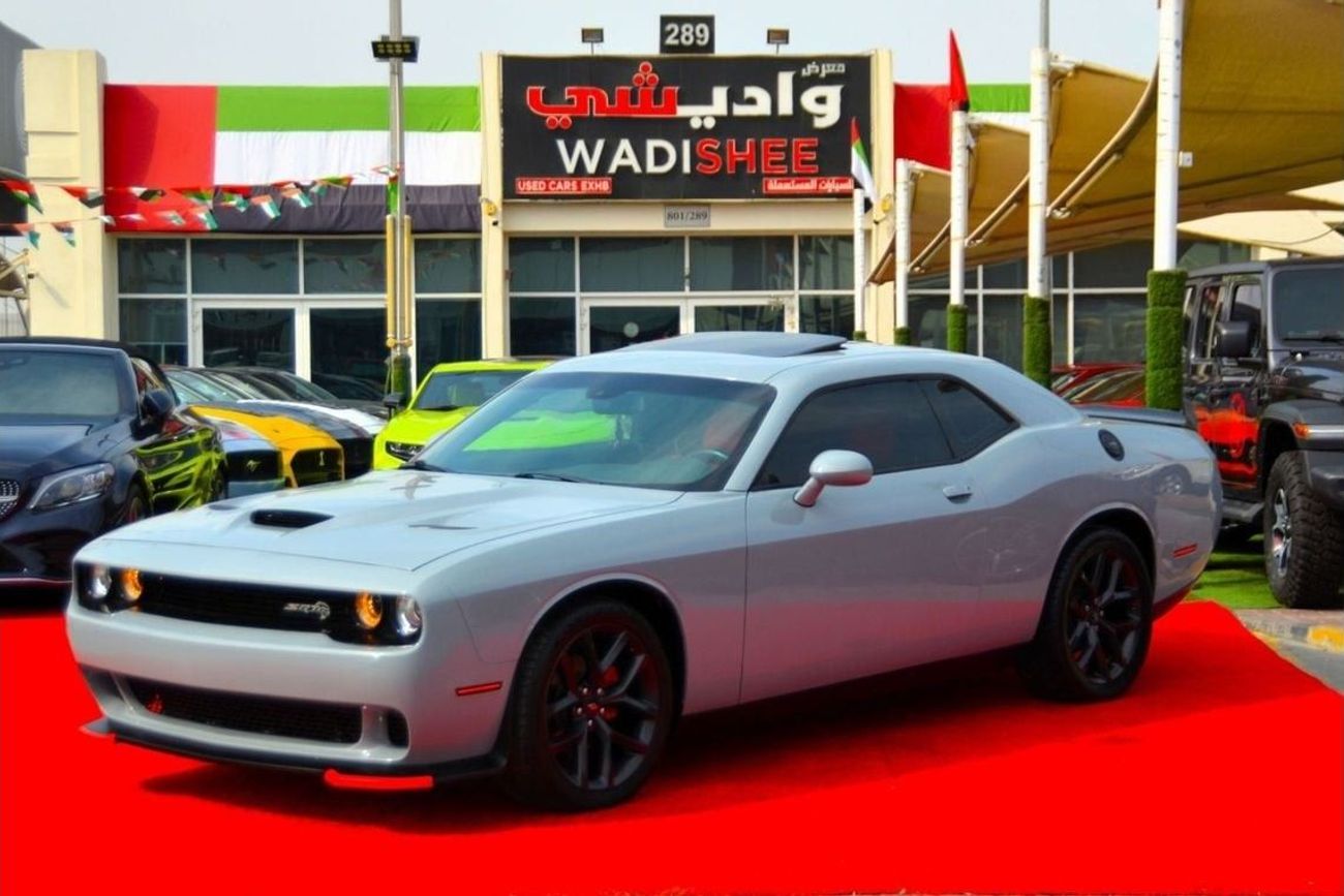 Dodge Challenger SXT Plus 3.6L THE MOST BEAUTIFUL COLOR/ FULL OPTION- SUN ROOF -ORGINAL AIR BAGS