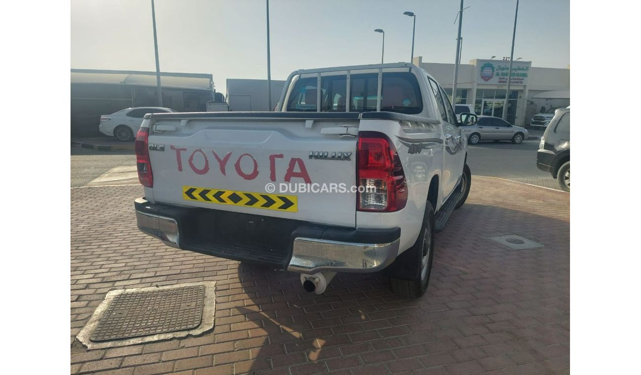 Toyota Hilux DC 2.4L 4WD DIESEL MANUAL TRANSMISSION
