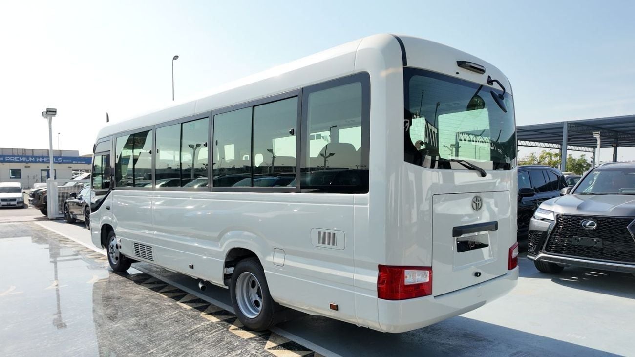 تويوتا كوستر 2026 Toyota Coaster High-Roof 23-Seaters 4.0L 4-Cyl Diesel M/T RWD