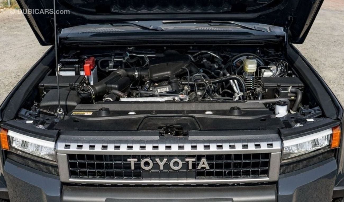 تويوتا برادو J250 2.7L Petrol Limited 2024YM