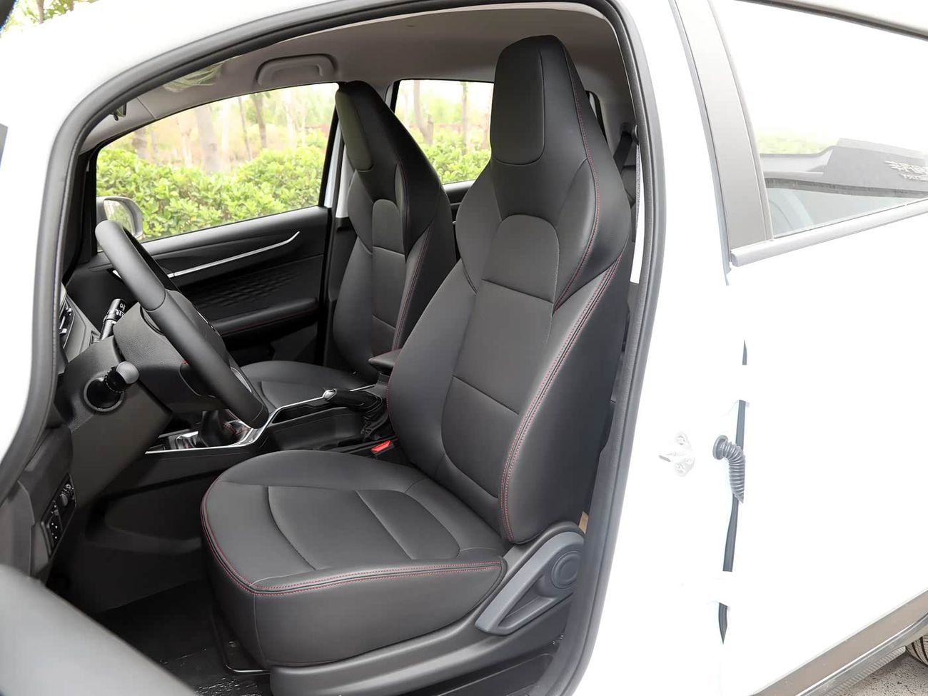 ليفان X3 برو 2024 1.5L MT Xiaomeng