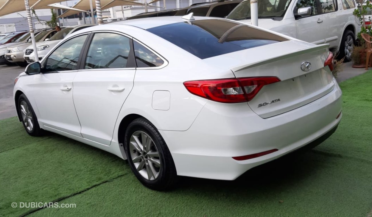 Hyundai Sonata Import - No. 2 - Cruise Control - Alloy Wheels - Leather - Excellent condition, without any costs