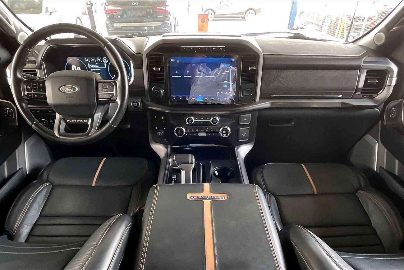 Ford F 150 Platinum FX4 - Super Crew | Guaranteed Warranty | 0 Down Payment