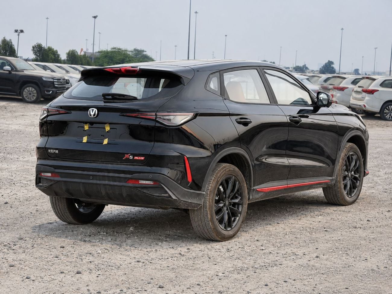تشنجان x5 بلس  ECTB - 10. شانجان X5 بلس - 1.5 لتر بنزين أوتوماتيكي تيربو - أسود مع برتقالي