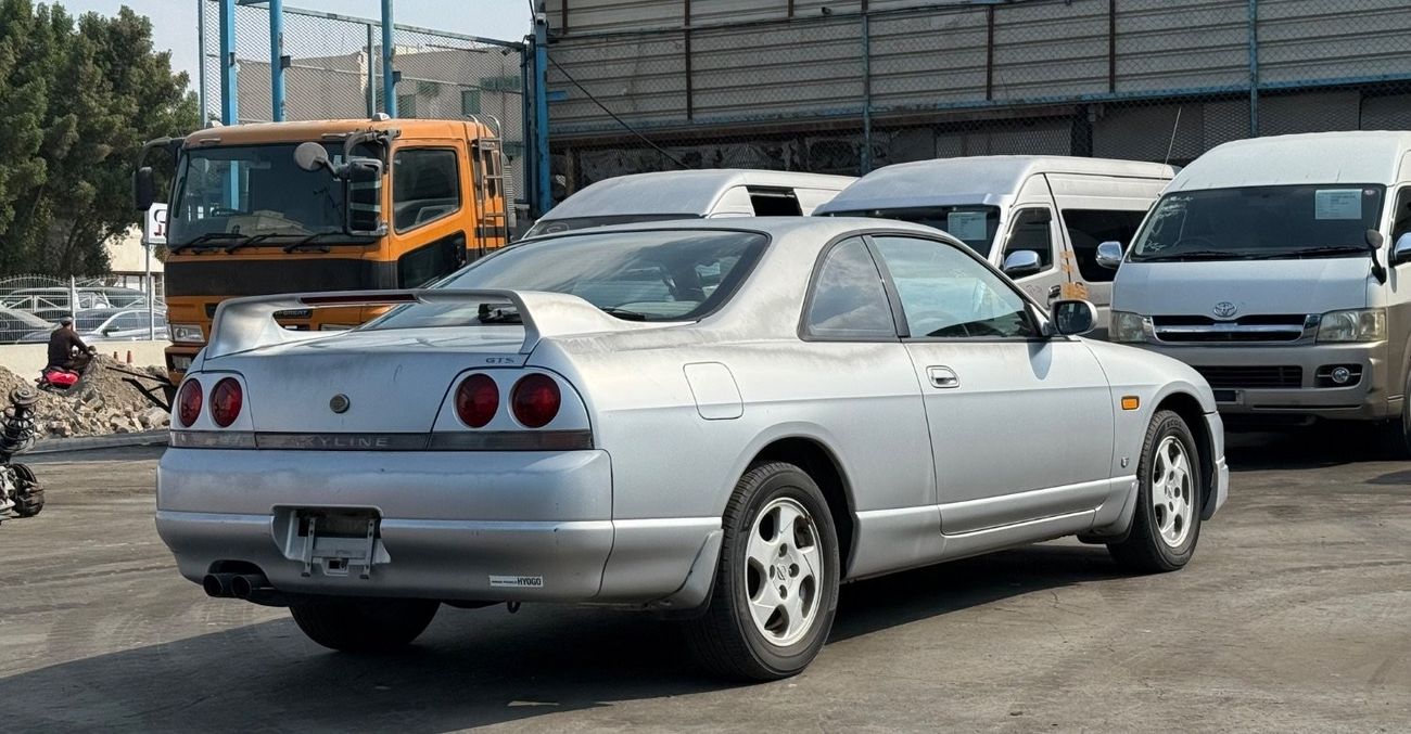 Nissan Skyline