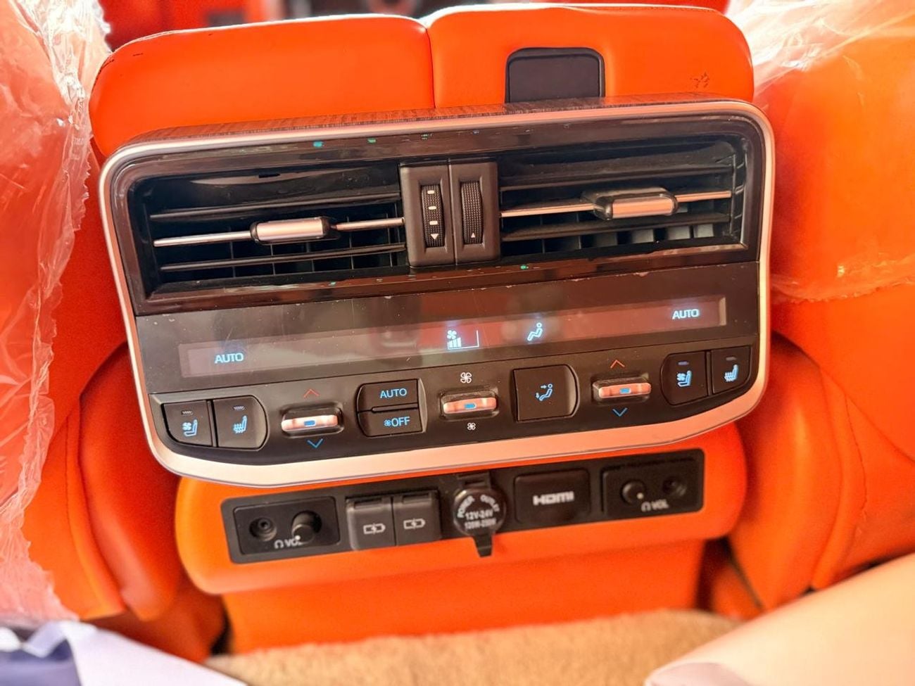 تويوتا لاند كروزر GXR 4.6L