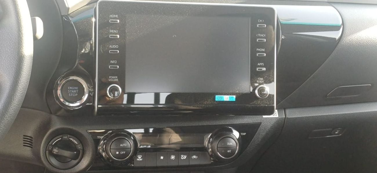 تويوتا هيلوكس TOYOTA HILUX 2.4L Diesel AUTOMATIC TRANSMISSION COLOR BLACK MODEL 2025